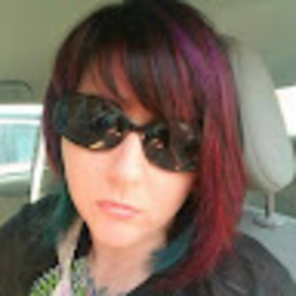 Meet your Posher, Liz